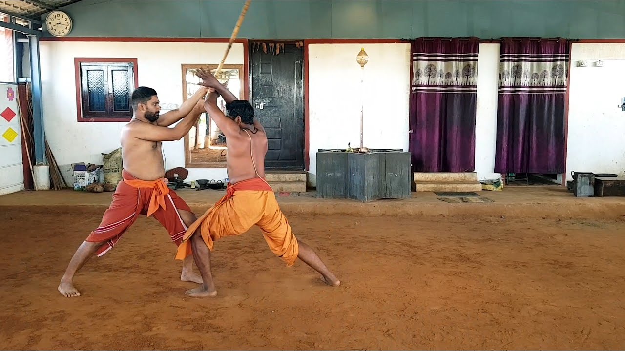 பெரிய கம்புகொண்டு அடித்தால் வர்மக்கலை நுணுக்கம்/Long Stick Defence In Varmakalai/S.Gopalakrishnan